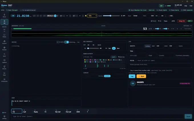 Nexus CW-Cockpit auf 15 Meter mit Decode-Bereich, Band Activity, Log-Feldern und Funktionstasten für CQ, Reply und 73.